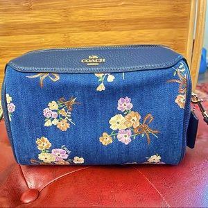 Coach crossbody purse